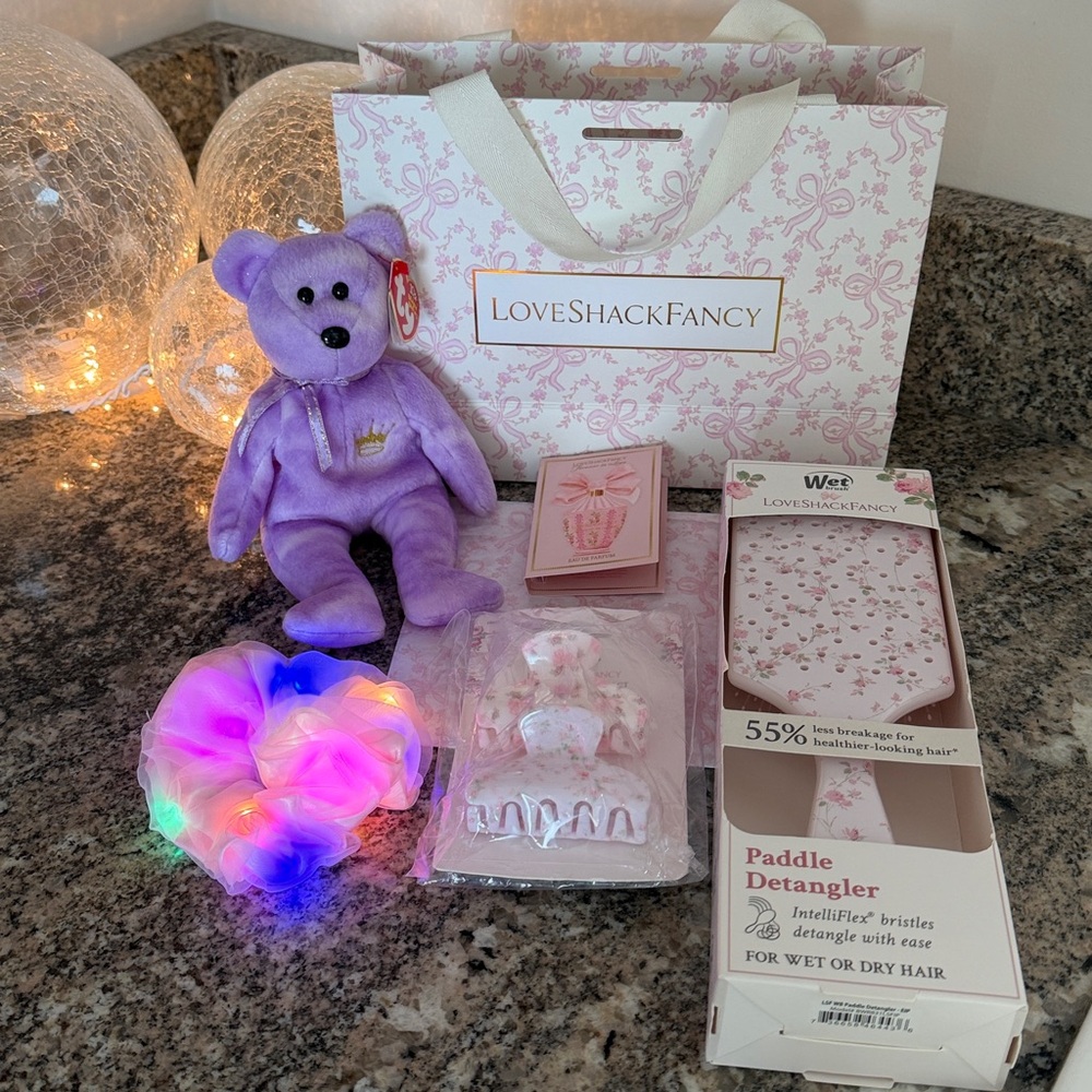 LoveShackFancy x Wet Brush and LSF x Goody and Ty Giftable Bag🎀